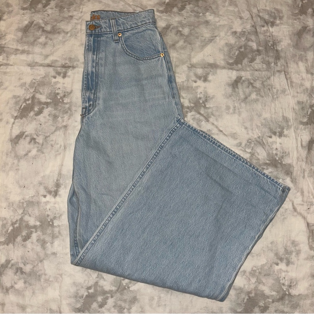 Mother Snacks! High Waisted Push-Pop Cuff Crop Jeans
